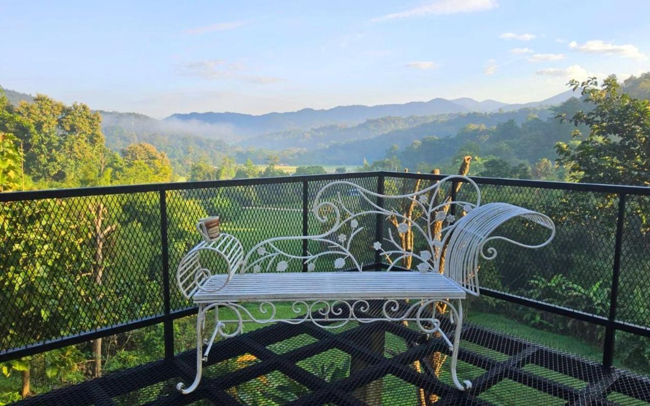 Balmy Hideout Cafe & Homestay Ban Huai Kaeo ภายนอก รูปภาพ